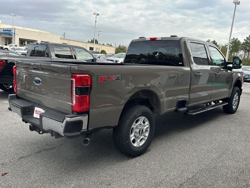 New 2026 Ford F250 XLT w/ XLT Premium Package image 7