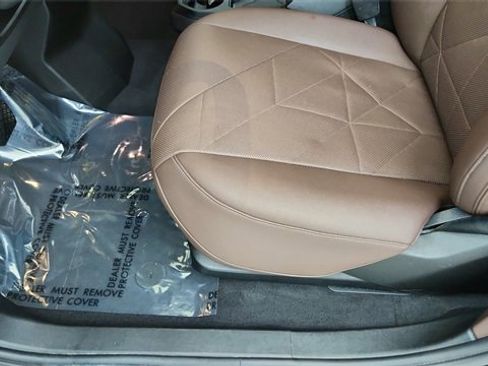 Used 2022 BMW iX xDrive50 w/ Premium Package image 33