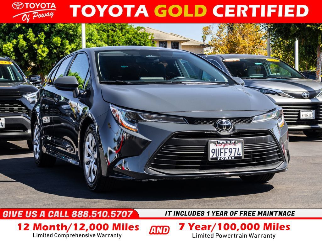 Used 2024 Toyota Corolla LE FWD image 1