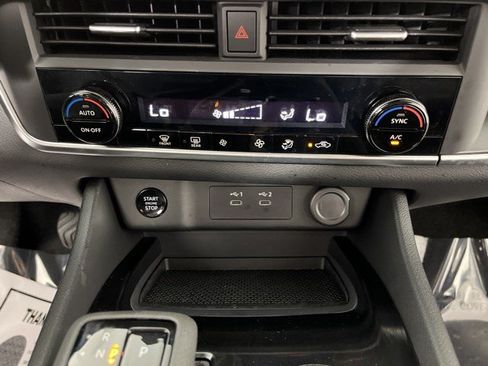 Used 2026 Nissan Rogue SV FWD image 21