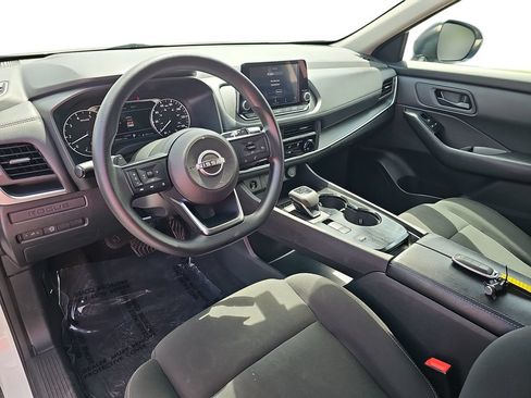 Used 2024 Nissan Rogue S FWD image 16
