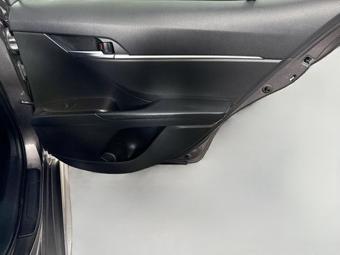 Used 2023 Toyota Camry SE FWD image 27