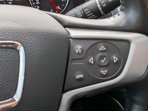 Used 2021 GMC Acadia SLT w/ Technology Package AWD/4WD image 15