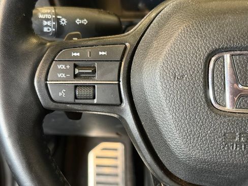 Used 2023 Honda Accord Sport image 11