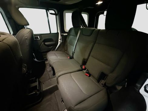 Used 2019 Jeep Wrangler Unlimited Sport S image 24