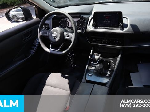 Used 2024 Nissan Rogue S FWD image 25