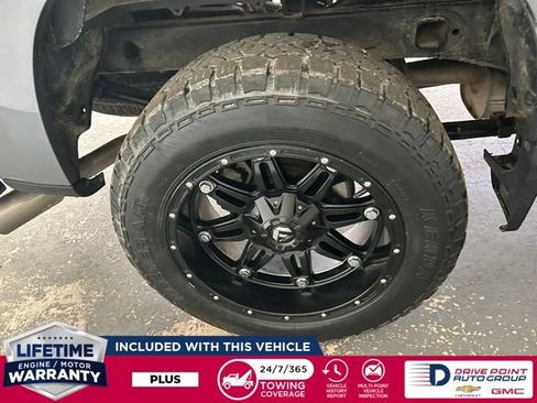 Used 2020 Chevrolet Silverado 1500 Custom w/ Custom Value Package AWD/4WD image 10