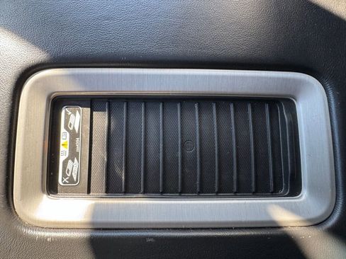 Used 2019 GMC Yukon Denali image 28