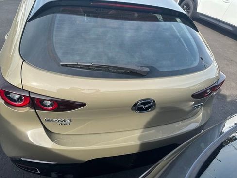 Certified 2025 MAZDA MAZDA3 Carbon AWD/4WD image 4