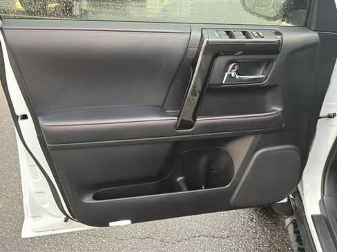 Certified 2024 Toyota 4Runner TRD Off-Road Premium w/ Moonroof Package AWD/4WD image 16