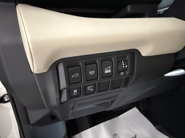 Used 2021 Subaru Ascent Limited w/ Technology Package AWD/4WD image 22