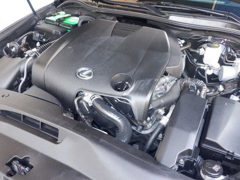Used 2015 Lexus IS 250 image 42