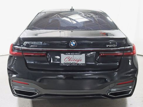 Used 2020 BMW 750i xDrive w/ Executive Package image 13