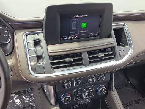 Certified 2024 Chevrolet Tahoe LS RWD image 17