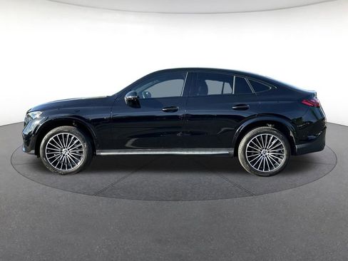 Used 2024 Mercedes-Benz GLC 300 4MATIC image 2