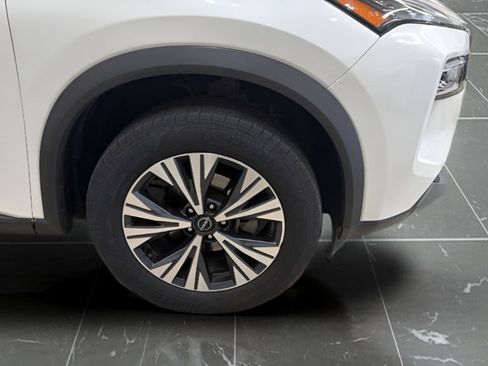Used 2023 Nissan Rogue SV FWD image 22