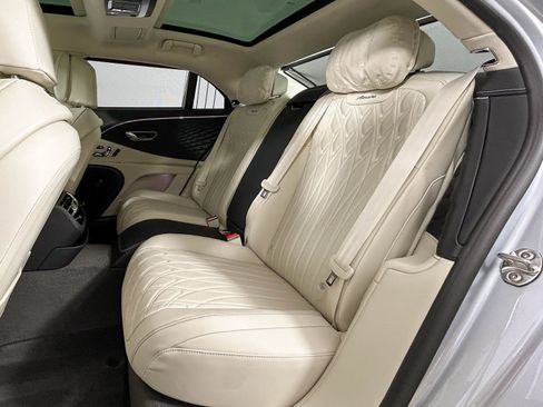 New 2026 Bentley Flying Spur Plug-In Hybrid image 34