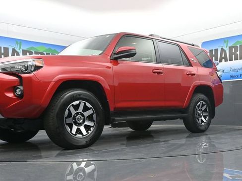 Used 2024 Toyota 4Runner TRD Off-Road image 19