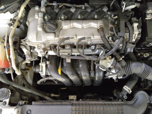 Used 2022 Toyota Corolla LE FWD image 30