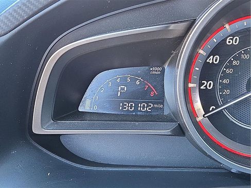 Used 2016 MAZDA MAZDA3 i Sport w/ Preferred Equipment Package image 20