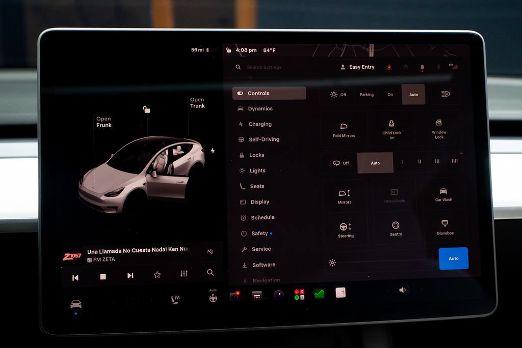 Used 2021 Tesla Model Y Performance AWD/4WD image 30