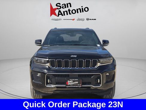 New 2025 Jeep Grand Cherokee Overland w/ Trailer Tow Package AWD/4WD image 3