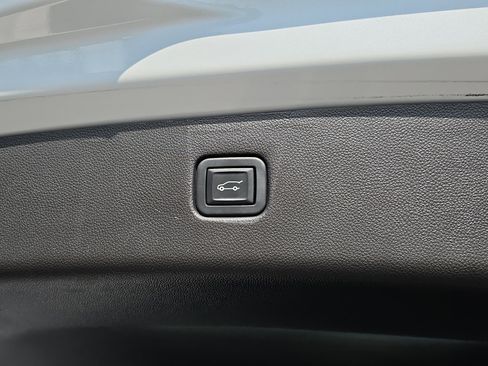 Used 2023 Chevrolet Blazer RS w/ Driver Confidence II Package FWD image 7