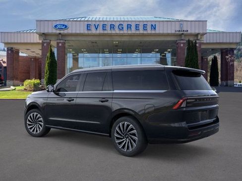New 2025 Lincoln Navigator L Black Label image 4