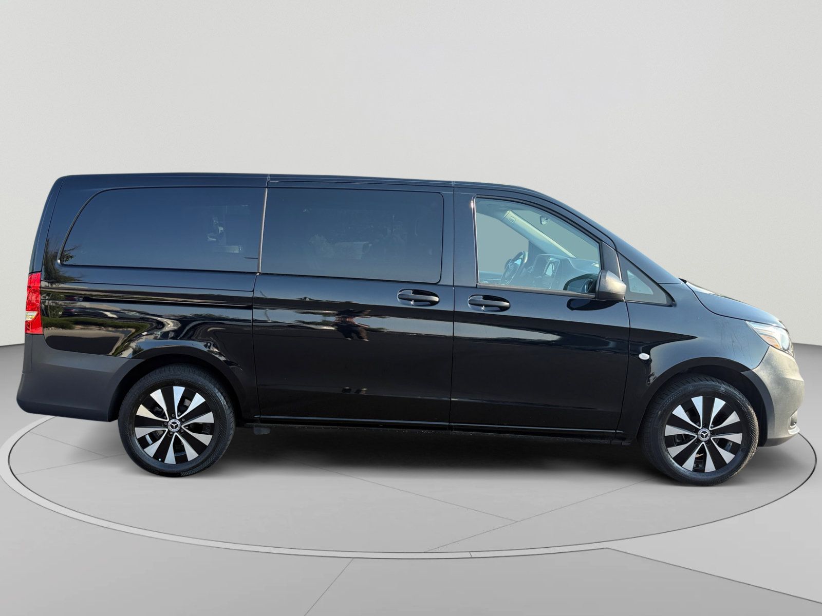 Used 2023 Mercedes-Benz Metris Passenger image 6