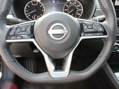 Used 2023 Nissan Altima 2.5 SL image 12