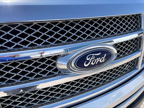 Used 2010 Ford F150 Lariat image 28