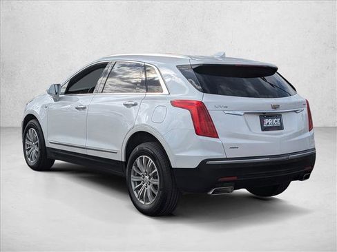 Used 2018 Cadillac XT5 Luxury w/ Driver Awareness Package image 7