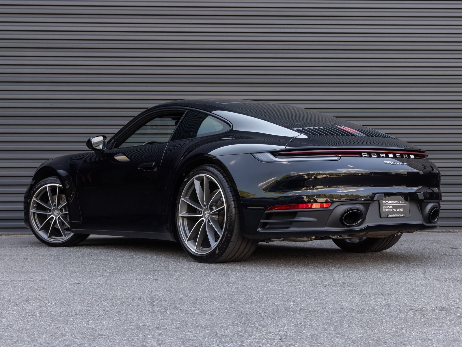 Certified 2024 Porsche 911 Carrera RWD image 3