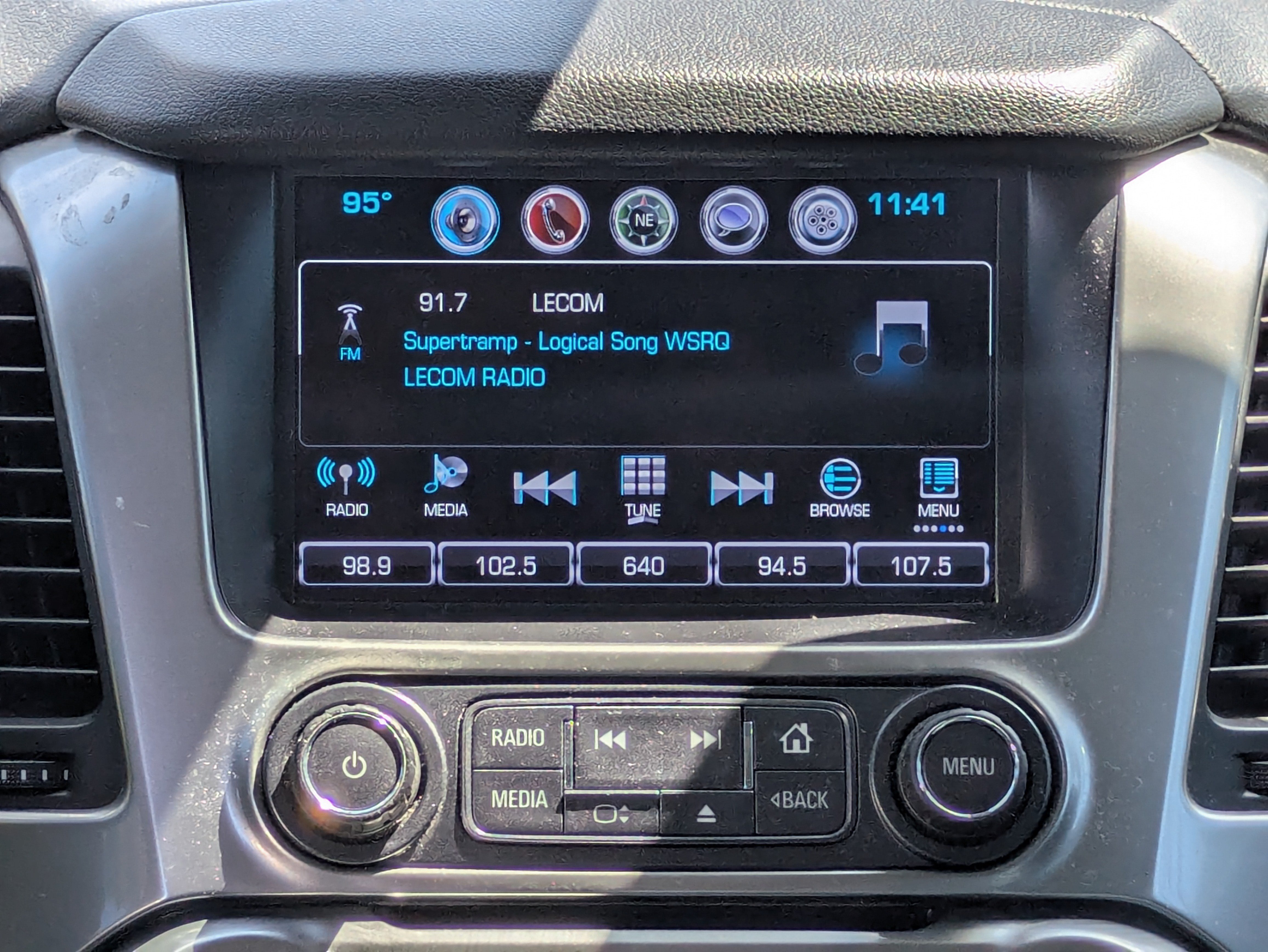 Used 2018 Chevrolet Tahoe LT RWD image 18
