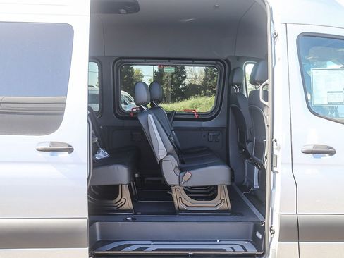 New 2025 Mercedes-Benz Sprinter 2500 image 15