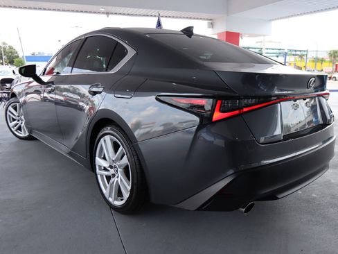 Used 2023 Lexus IS 300 w/ Comfort Package image 9