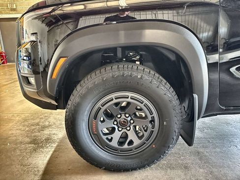 New 2026 Nissan Frontier PRO-4X w/ Tow Package AWD/4WD image 19