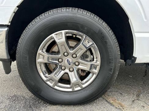 Used 2023 Ford F150 XLT w/ XTR Package image 38