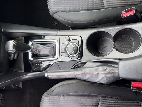 Used 2014 MAZDA MAZDA3 i Touring w/ Technology Package FWD image 25