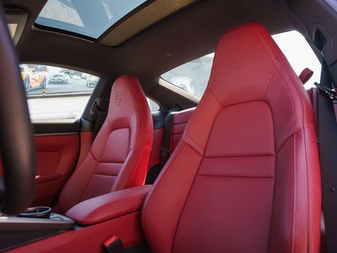 Used 2022 Porsche 911 Carrera 4S image 23