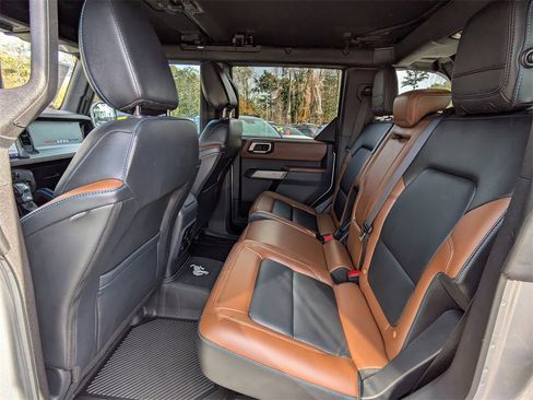 Used 2023 Ford Bronco Outer Banks image 13