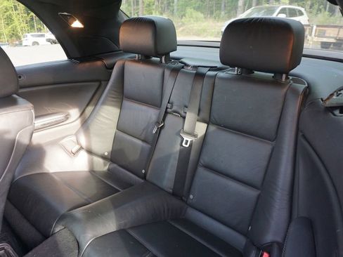 Used 2005 BMW 330Ci Convertible image 11