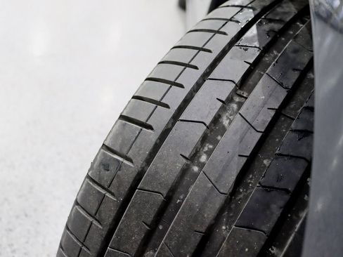 Used 2022 Tesla Model S image 42