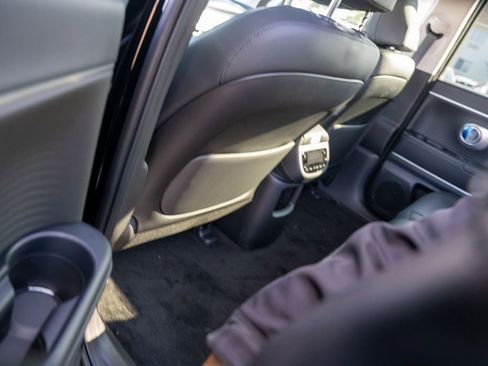 New 2026 Hyundai Ioniq 9 SEL image 15