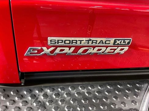 Used 2005 Ford Explorer Sport Trac XLS image 36