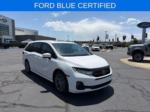 Used 2025 Honda Odyssey Touring image 1