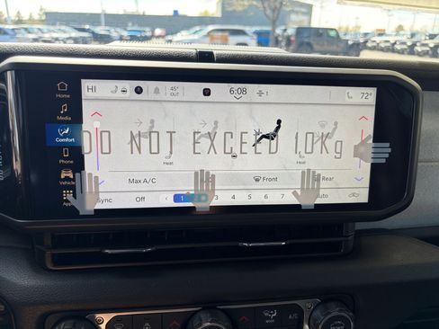 New 2026 Jeep Gladiator Sport image 28