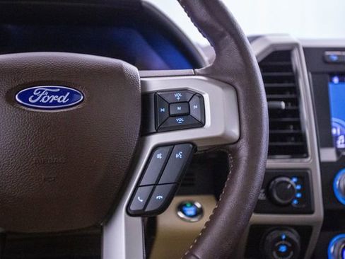 Used 2019 Ford F150 Lariat w/ Equipment Group 502A Luxury image 50