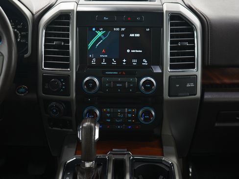 Used 2017 Ford F150 King Ranch w/ Equipment Group 601A Luxury AWD/4WD image 17