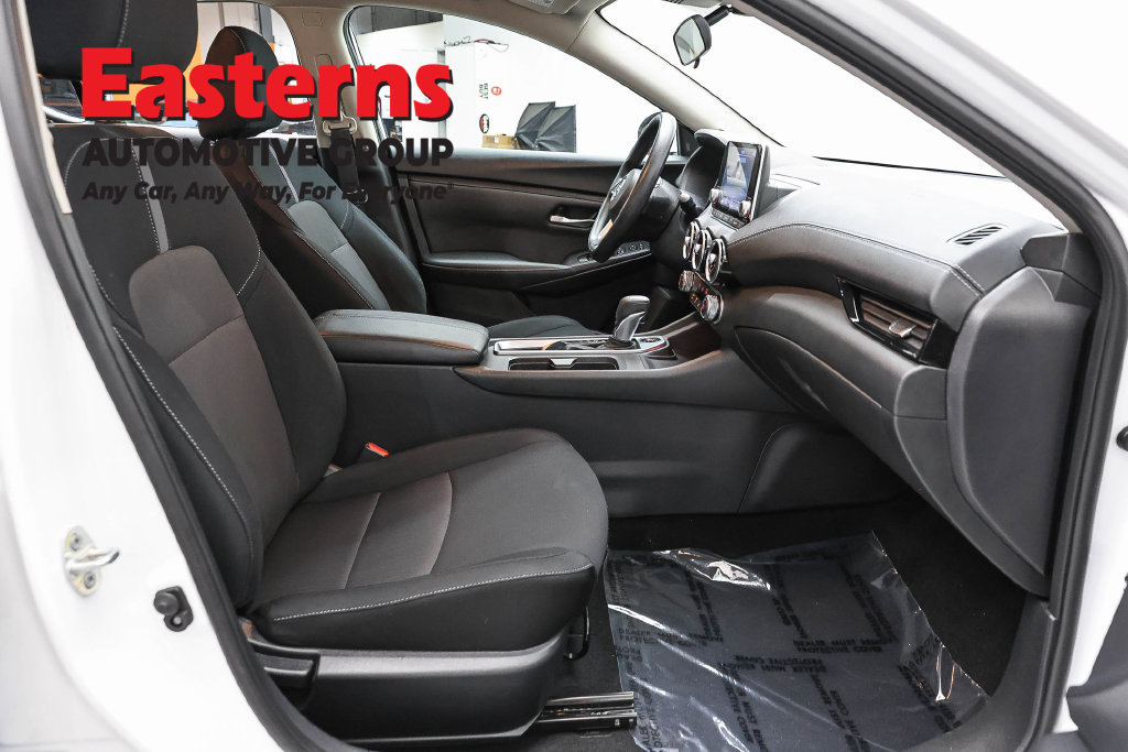 Used 2023 Nissan Sentra SV FWD image 25